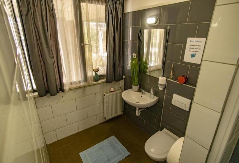 스탠다드 룸, Wow City Hostel