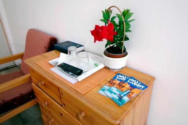 标准间, Fehér Hajó Panzió és Vendéglő