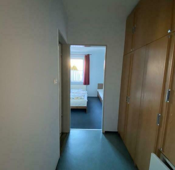 スタンダードルーム, Panama Motel