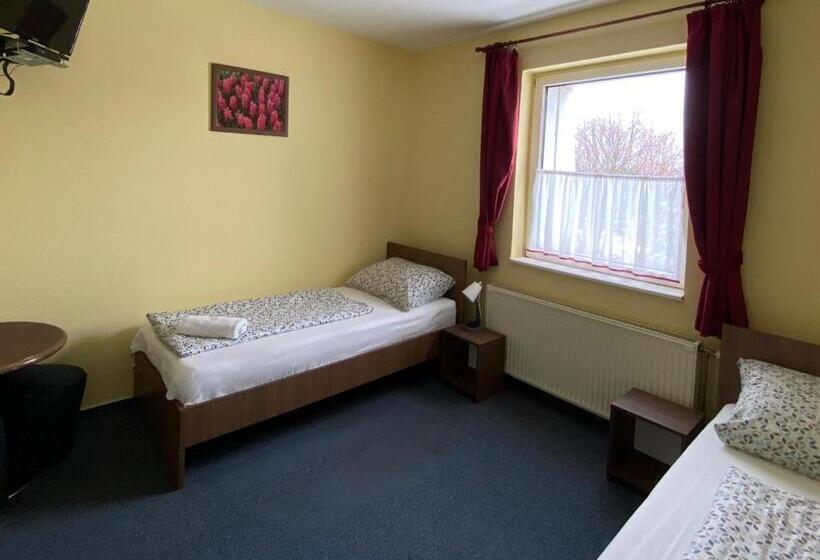 スタンダードルーム, Panama Motel