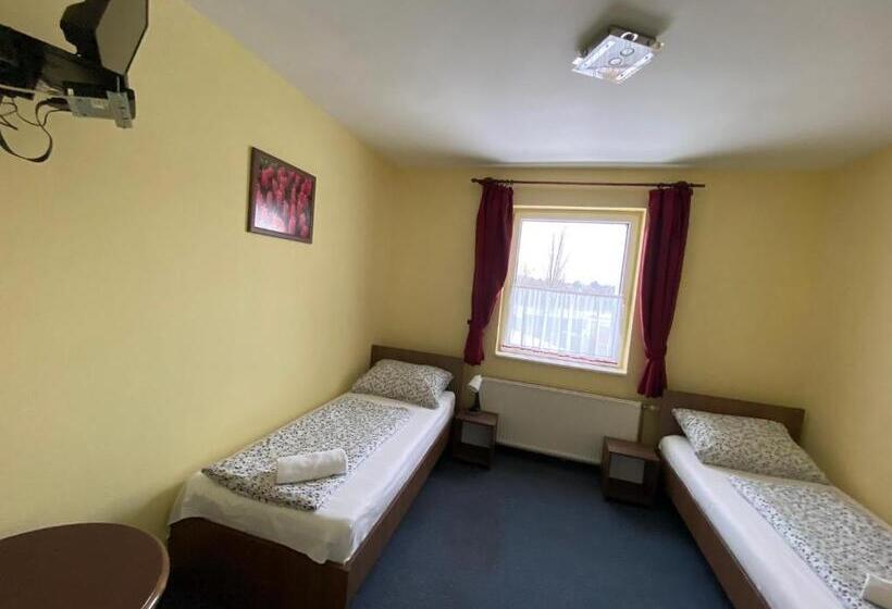 标准间, Panama Motel