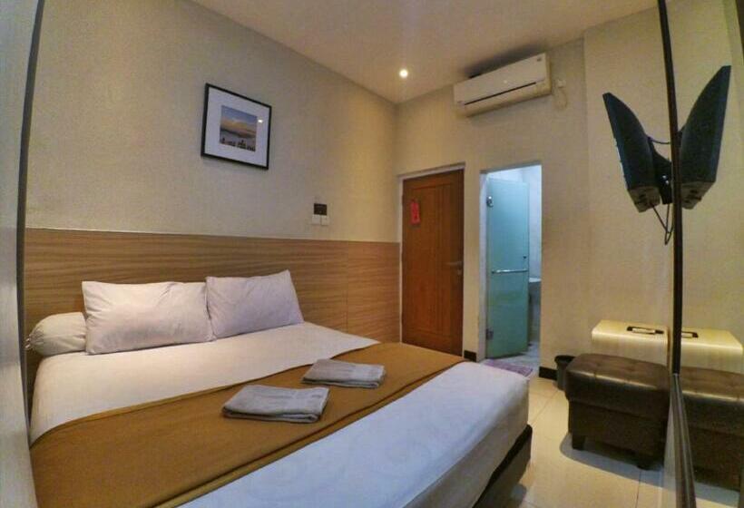 اتاق لوکس, Cabin Sutomo