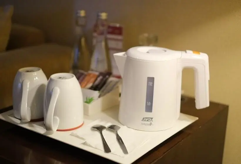 キングサイズベッドのジュニアスイート, Emersia Hotel And Resort