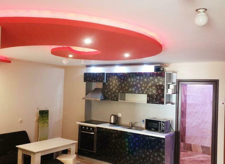 テラス付き1ベッドルームアパートメント, при братята Apartments & Studios