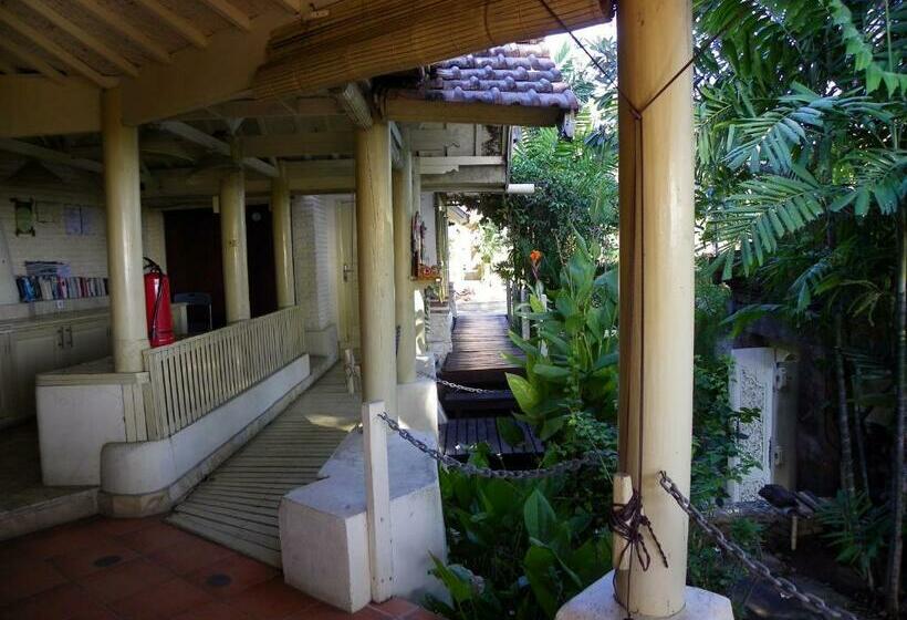 Bungalow Familiar Vista Mar, Jukung Dive Resort Bali Amed