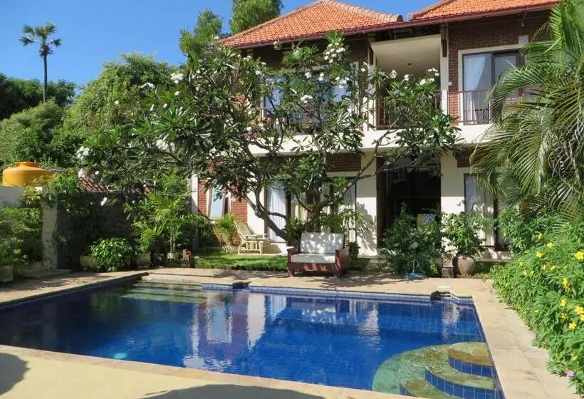 اتاق استاندارد با چشم‌انداز استخر, Jukung Dive Resort Bali Amed