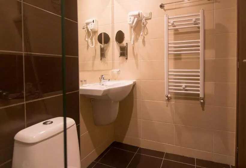 اتاق استاندارد با بالکن, Park Hotel Asenevtsi