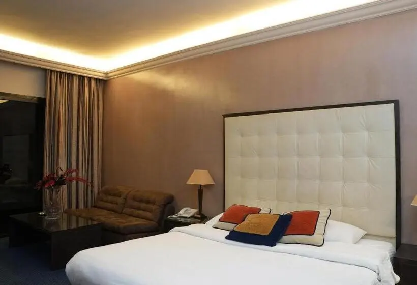 اتاق لوکس, Marbella