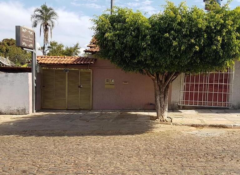 Camera Standard, Pouso