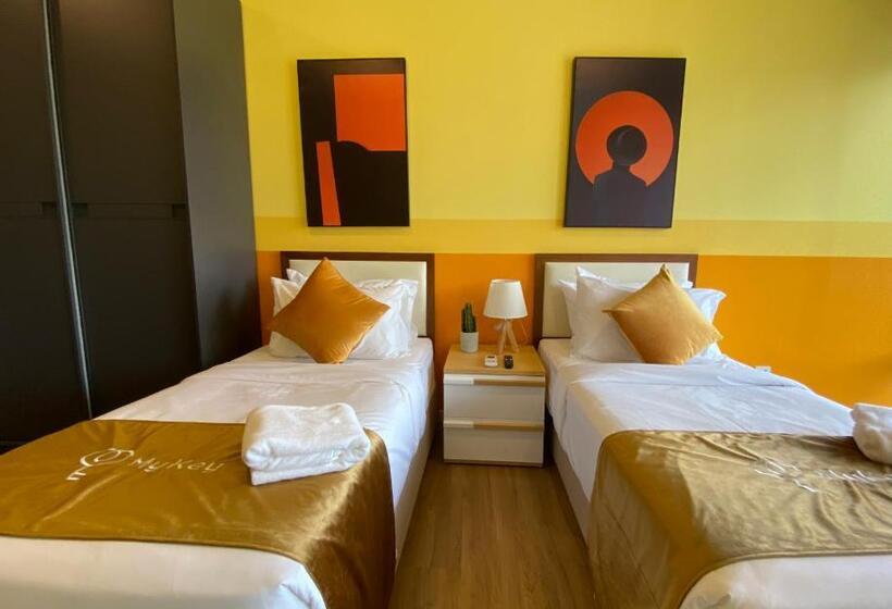 استودیوی استاندارد, Ceylonz Starlight Suites Bukit Bintang