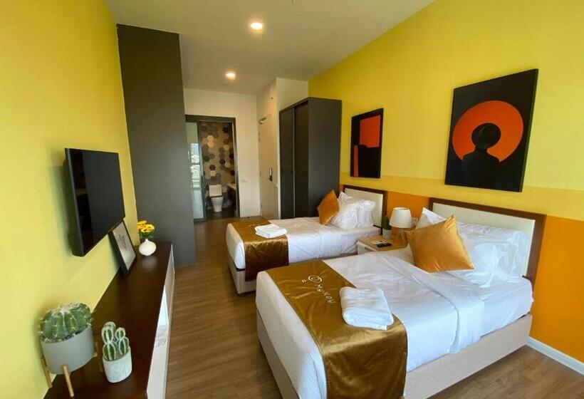 استودیوی استاندارد, Ceylonz Starlight Suites Bukit Bintang