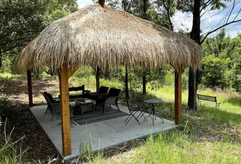 スタンダードルーム, Krishna Farm Retreat