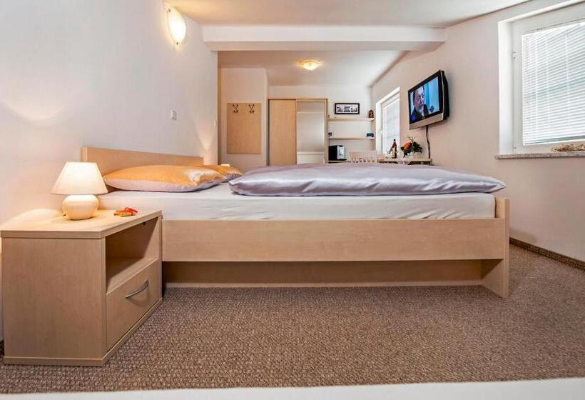 חדר סטנדרט, Apartments And Room Marko