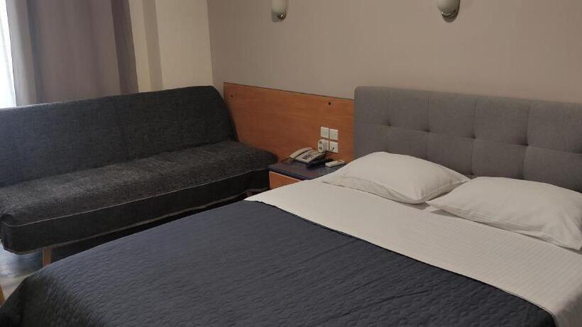 חדר סטנדרט לשלושה, El Greco