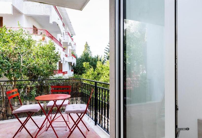 컴포트 트리플 룸, Villa Harmony Sorrento