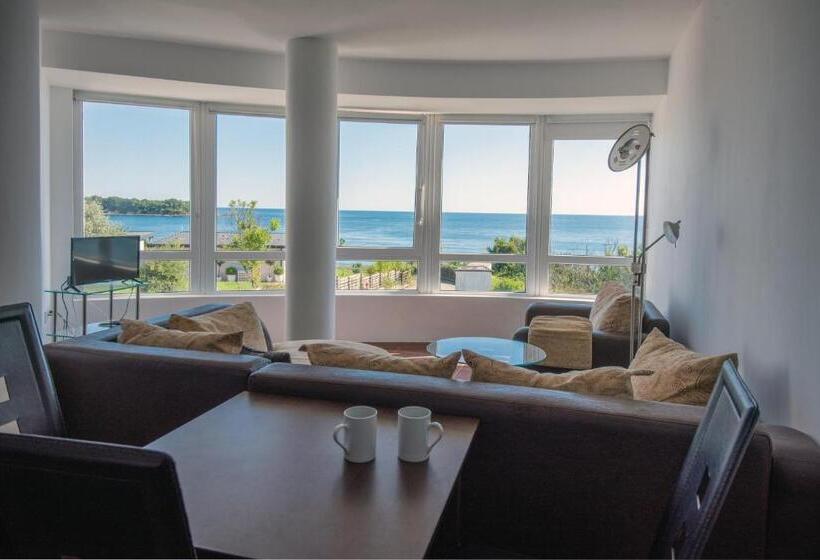 דירת חדר נוף לים, Aparthotel Romance