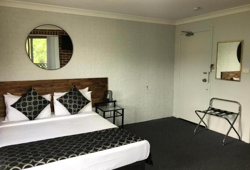 Номер Deluxe с Балконом, Coffs Shearwater Motel