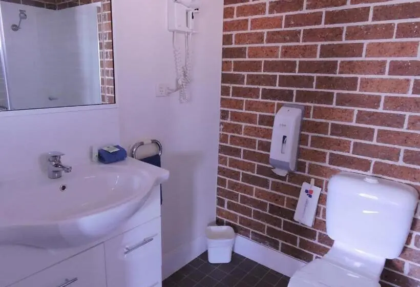 اتاق لوکس با بالکن, Coffs Shearwater Motel