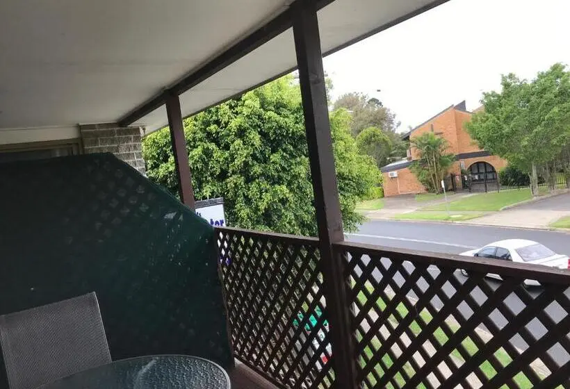 اتاق لوکس با بالکن, Coffs Shearwater Motel