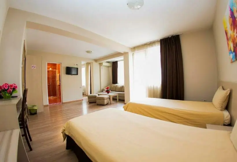 Junior Suite con Balcone, Family Hotel Madrid