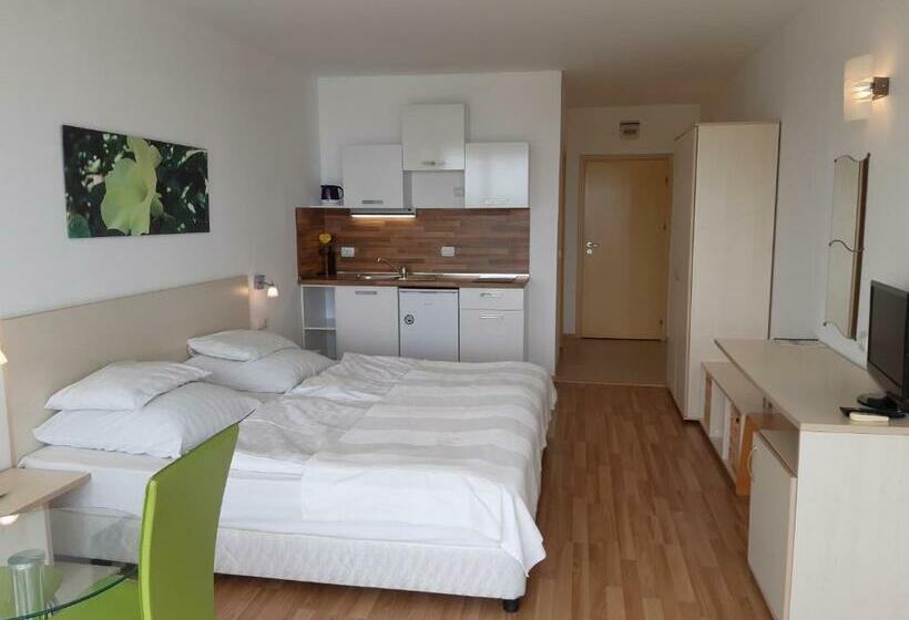 סטודיו סטנדרטי נוף לים, Aparthotel Romance