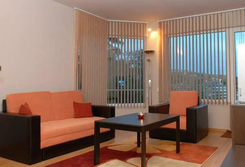 Suite mit Balkon, Avis