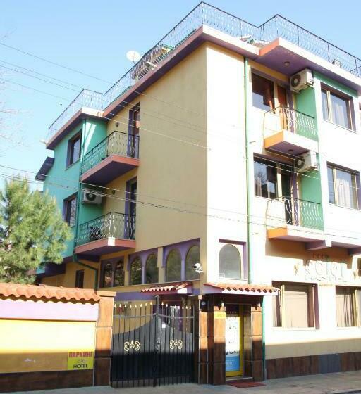 غرفة قياسية, Color