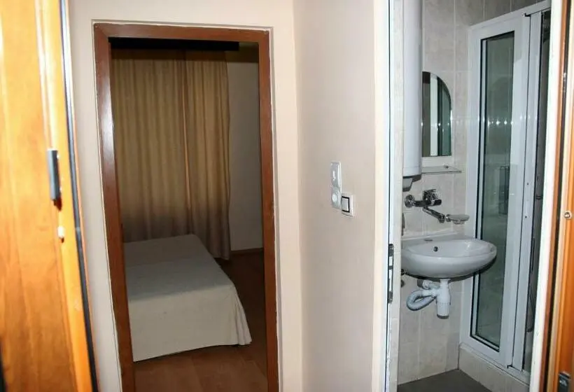 Standardzimmer, Interrum