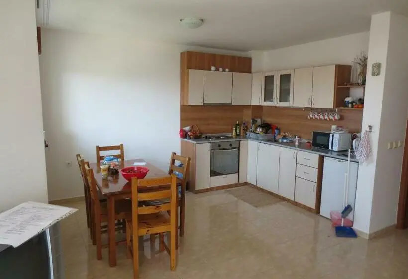 Huoneisto 1 Makuuhuone, Lazur 1 5 Apart Complex