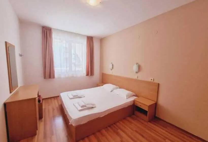 Huoneisto 1 Makuuhuone, Lazur 1 5 Apart Complex
