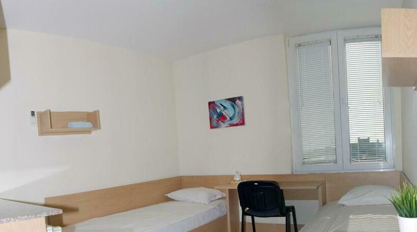 スタンダードルーム, Millennia Rooms Ruse