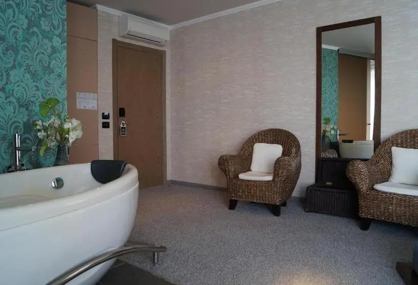 ジュニアスイート, Regina Maria Spa Design