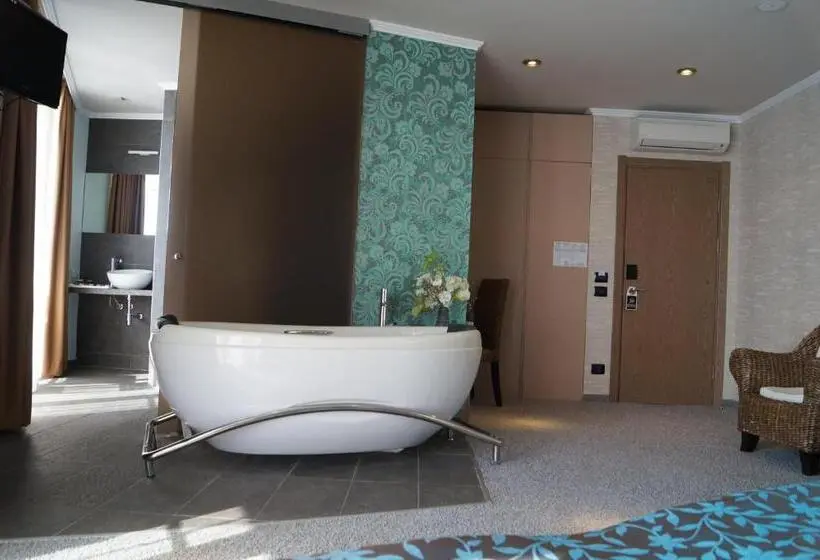 ジュニアスイート, Regina Maria Spa Design