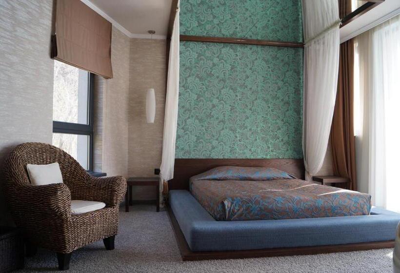 سوییت جونیور, Regina Maria Spa Design