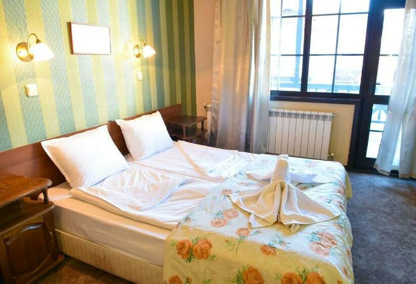 חדר סטנדרט, St. George Pobedonosets