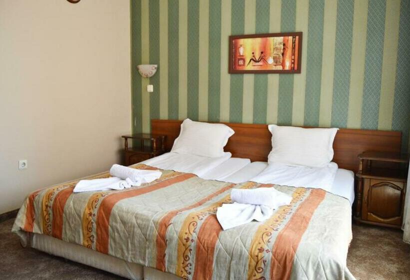 חדר סטנדרט, St. George Pobedonosets