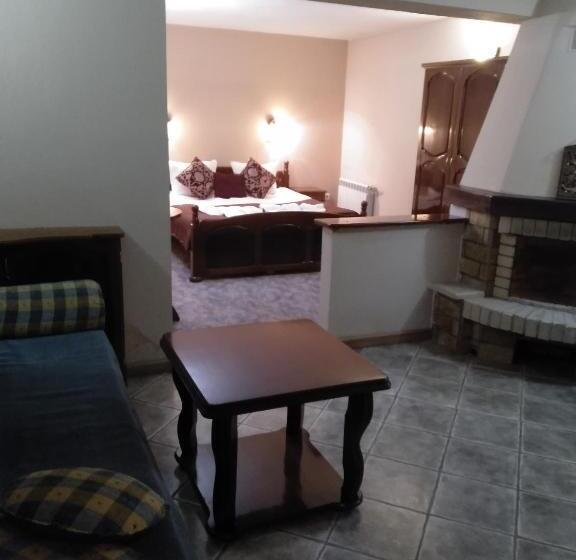 סוויטה עם ג'קוזי, St. George Pobedonosets