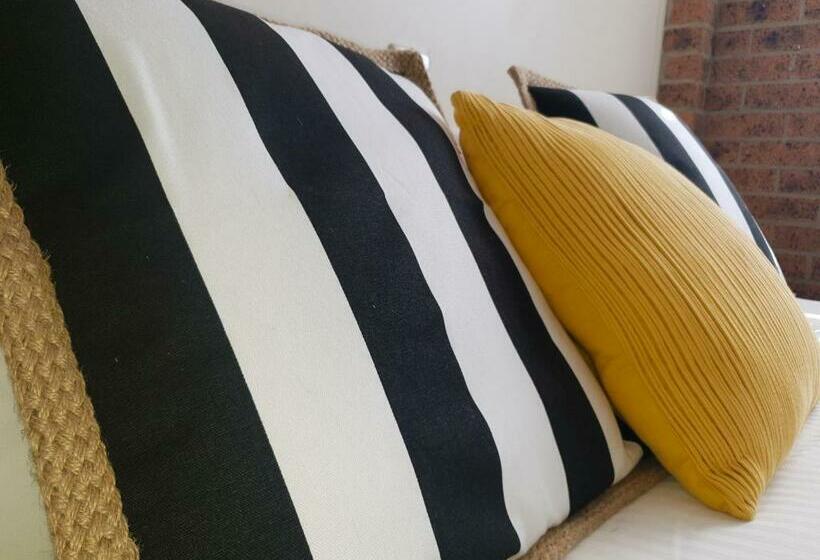 מיטת קינג בסוויטה, Bay & Basin