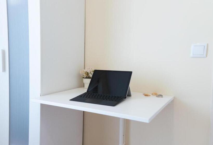 스탠다드 룸 공동 욕실, Green Coast Surf House