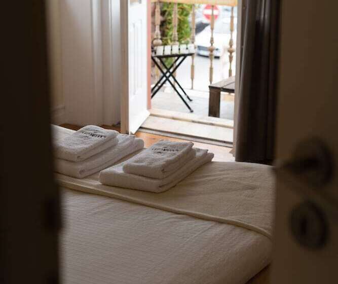 스탠다드 룸 공동 욕실, Green Coast Surf House