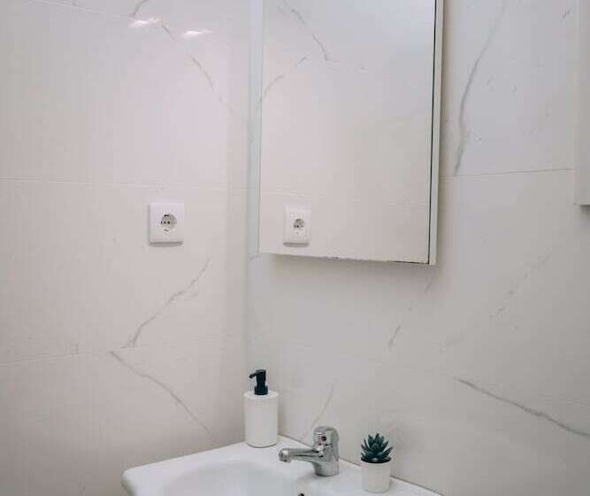 스탠다드 룸 공동 욕실, Green Coast Surf House