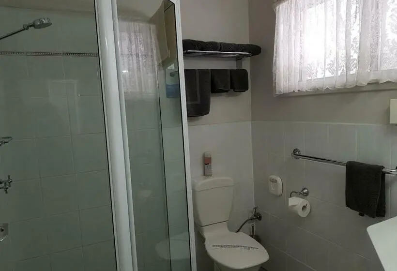 Deluxe-huone, Abraham Lincoln Motel
