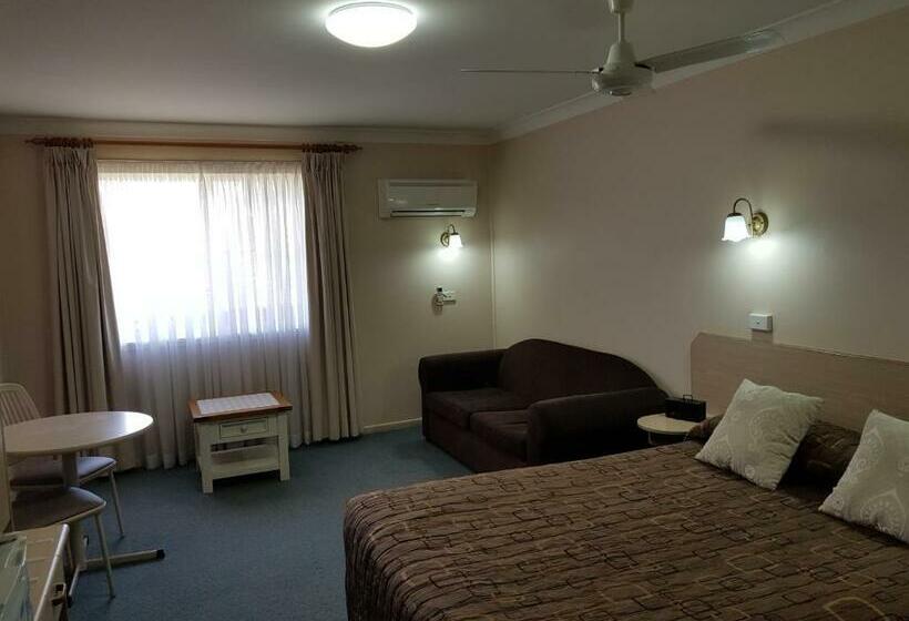 اتاق لوکس, Abraham Lincoln Motel