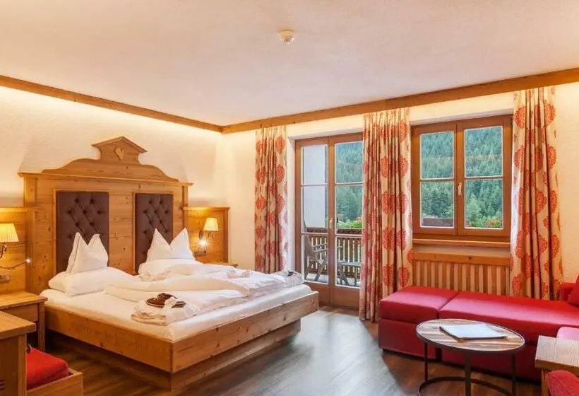Comfort room with balcony, Alphotel Tyrol