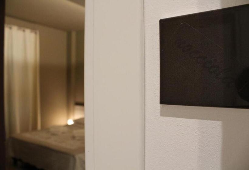 اتاق استاندارد با چشمانداز کوهستان, Solosonno