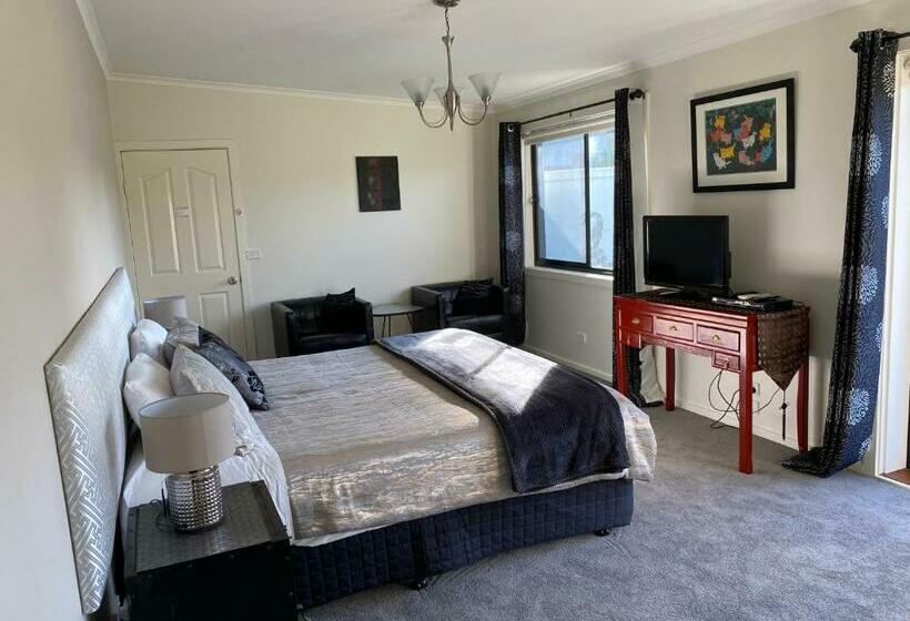 חדר סטנדרט עם מיטת קינג, Harmony Bed & Breakfast