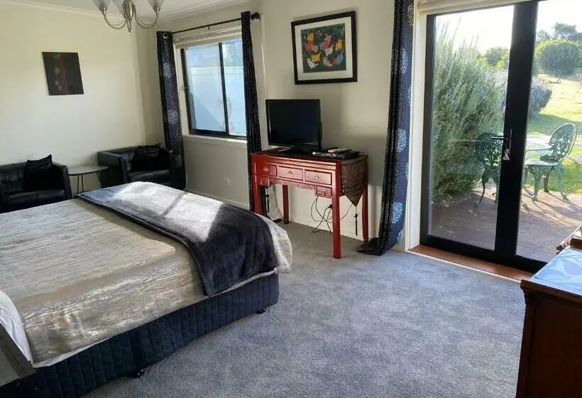 キングサイズベッドのスタンダードルーム, Harmony Bed & Breakfast