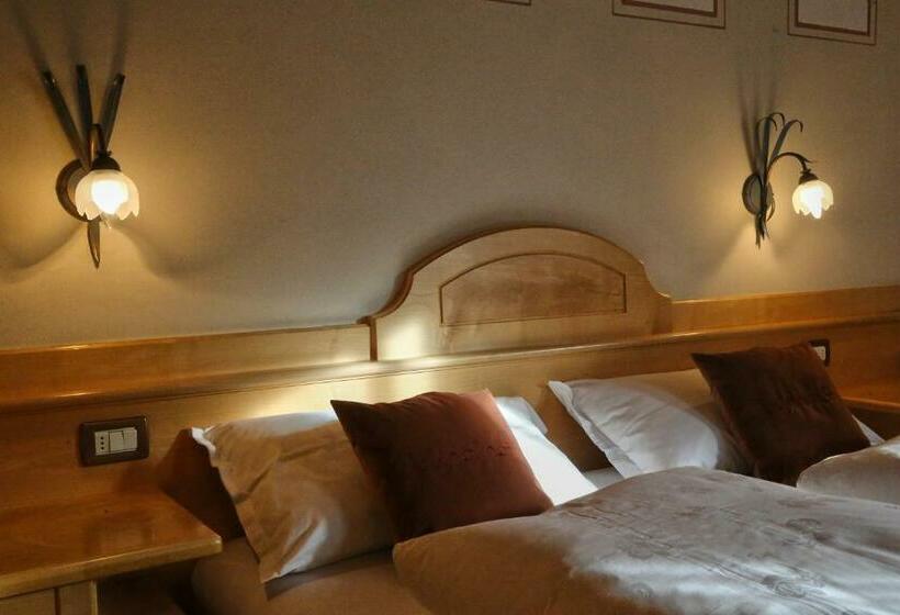 标准三人间, Ciasa Montanara