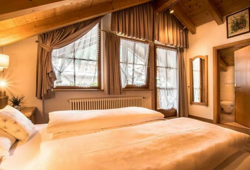 标准间, Ciasa Montanara