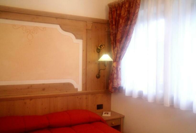 חדר סטנדרט, Garni La Roccia